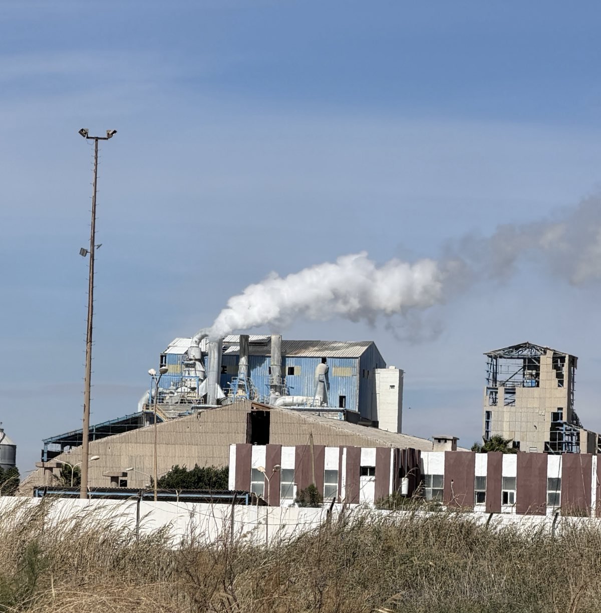 The main phosphate factory in Gabès | Image by Khadija Ben Salah