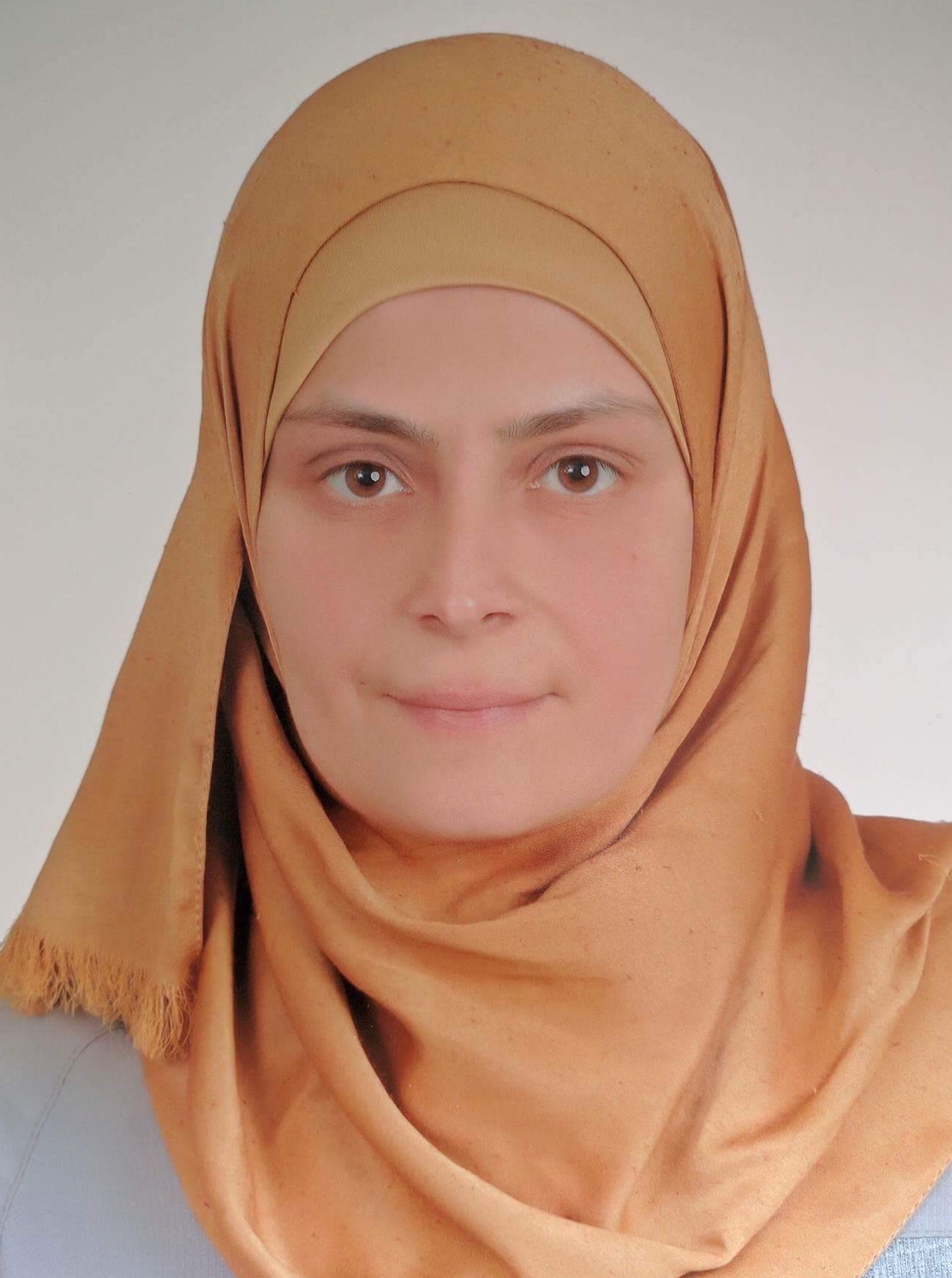 إيثار العظم