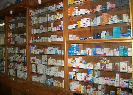 اغلب صيدليات دمشق تلتزم بعدم بيع الأدوية التي تحتوي مواد مخدرة بدون وصفة طبية